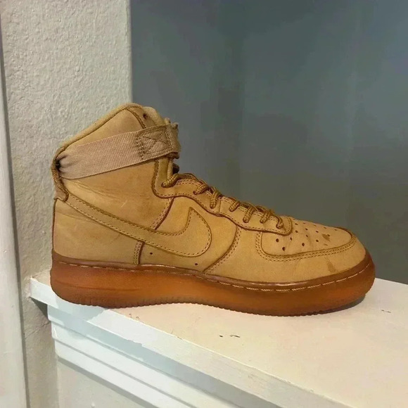 NIKE Air Force 1’s Flax ‘Wheat’ High Sz: 5Y Youth / 6.5 Womens #807617-200 - Picture 2 of 9